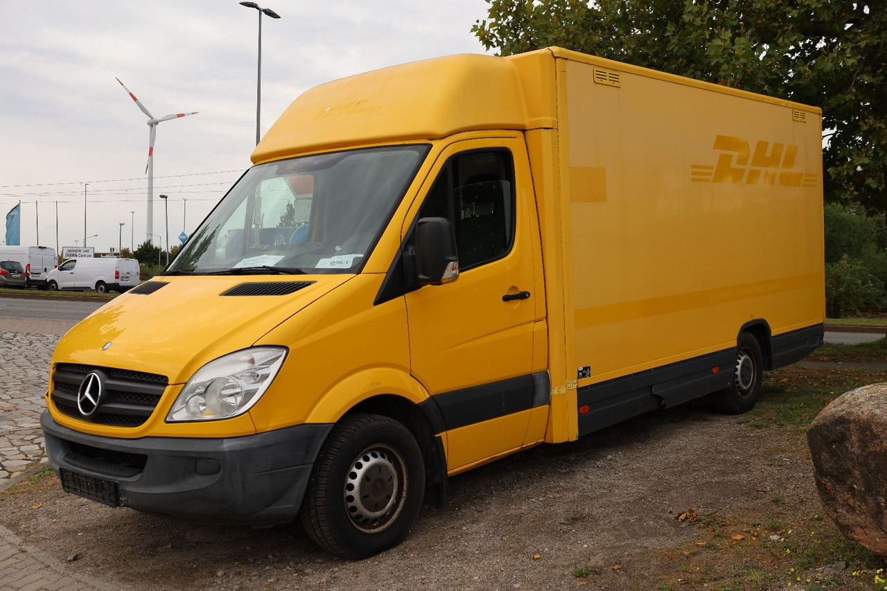 Mercedes-Benz Sprinter II Pritsche/ Koffer/Regalsystem - Fourgon: photos 2 Mercedes-Benz Sprinter II Pritsche/ Koffer/Regalsystem - Fourgon: photos 2