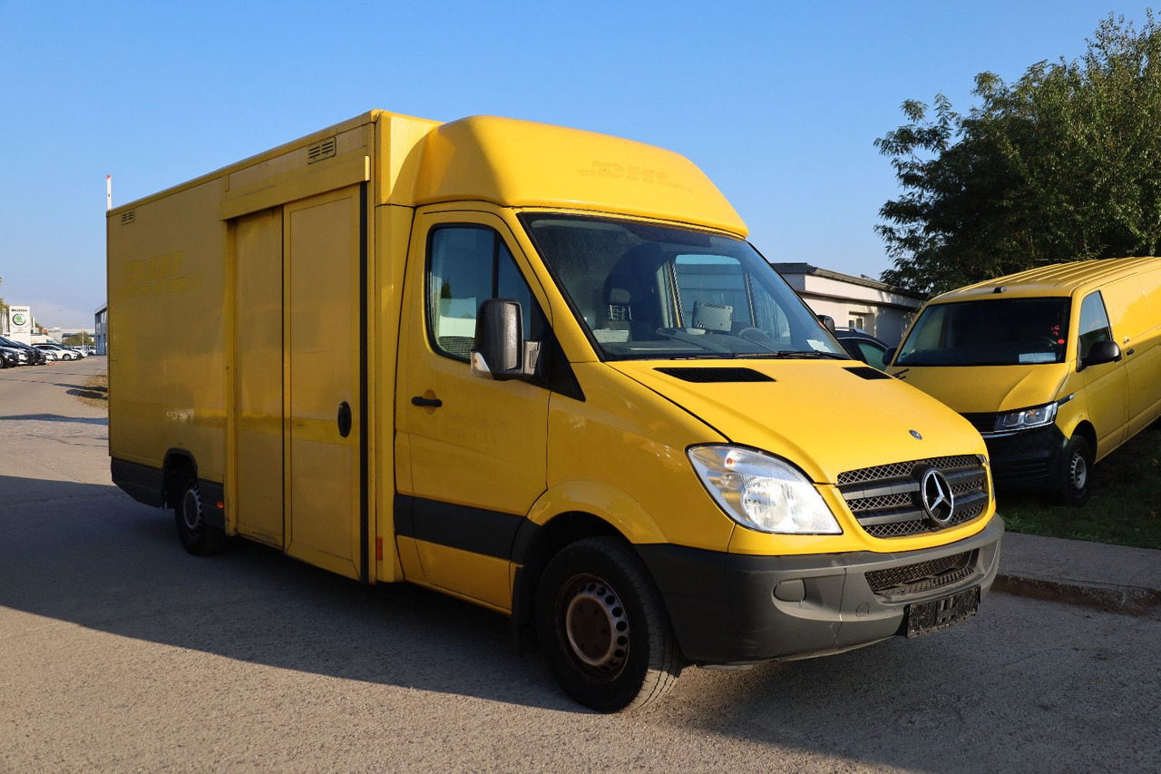 Mercedes-Benz Sprinter II Pritsche/ Koffer/Regalsystem - Fourgon: photos 2 Mercedes-Benz Sprinter II Pritsche/ Koffer/Regalsystem - Fourgon: photos 2