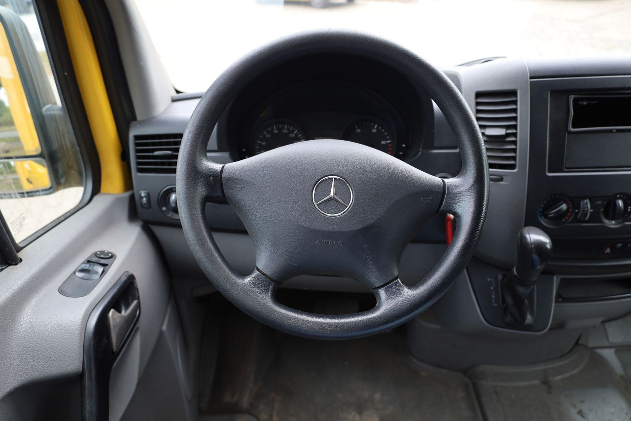 Mercedes-Benz Sprinter II Pritsche/ Koffer/Regalsystem - Fourgon: photos 5 Mercedes-Benz Sprinter II Pritsche/ Koffer/Regalsystem - Fourgon: photos 5