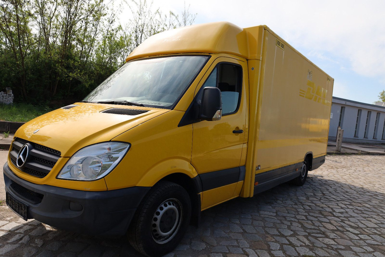 Mercedes-Benz Sprinter II Pritsche/ Koffer/Regalsystem - Fourgon: photos 3 Mercedes-Benz Sprinter II Pritsche/ Koffer/Regalsystem - Fourgon: photos 3