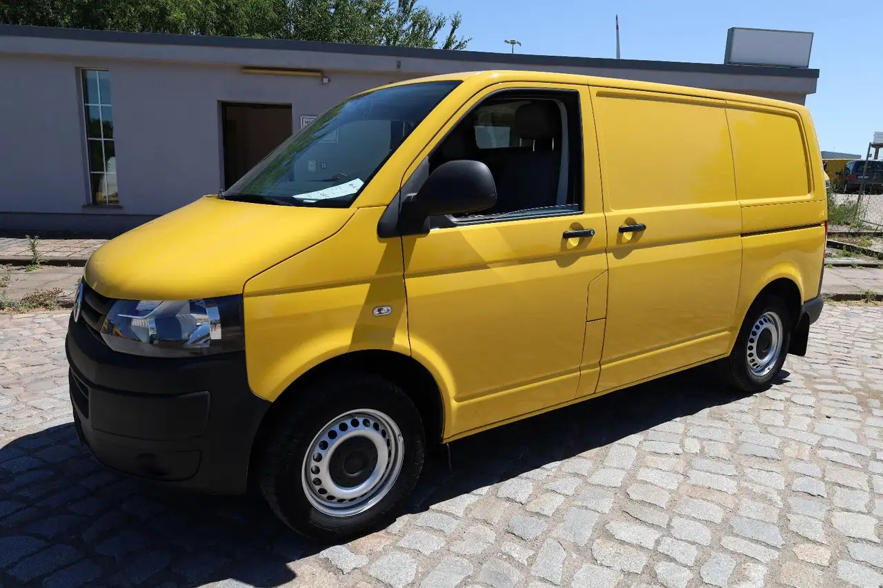 Volkswagen T5 Transporter Kasten-Kombi 2.0 TDI/EU5 - Voiture: photos 2 Volkswagen T5 Transporter Kasten-Kombi 2.0 TDI/EU5 - Voiture: photos 2