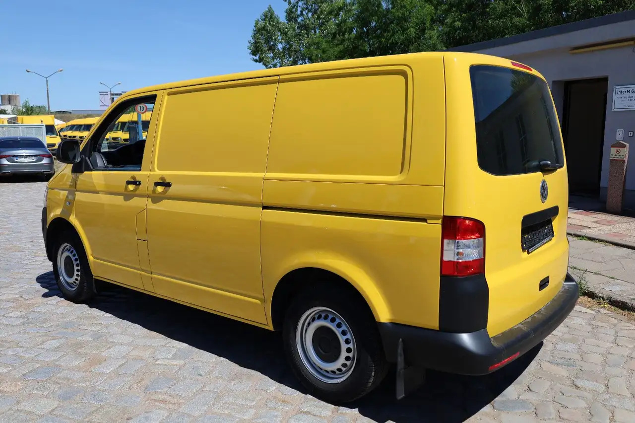 Volkswagen T5 Transporter Kasten-Kombi 2.0 TDI/EU5 - Voiture: photos 4 Volkswagen T5 Transporter Kasten-Kombi 2.0 TDI/EU5 - Voiture: photos 4