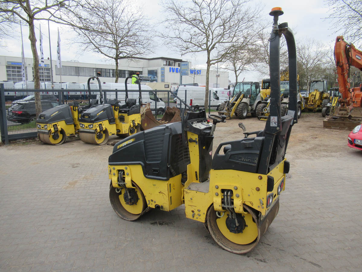BOMAG BW80AD-5 - Compacteur: photos 1 BOMAG BW80AD-5 - Compacteur: photos 1