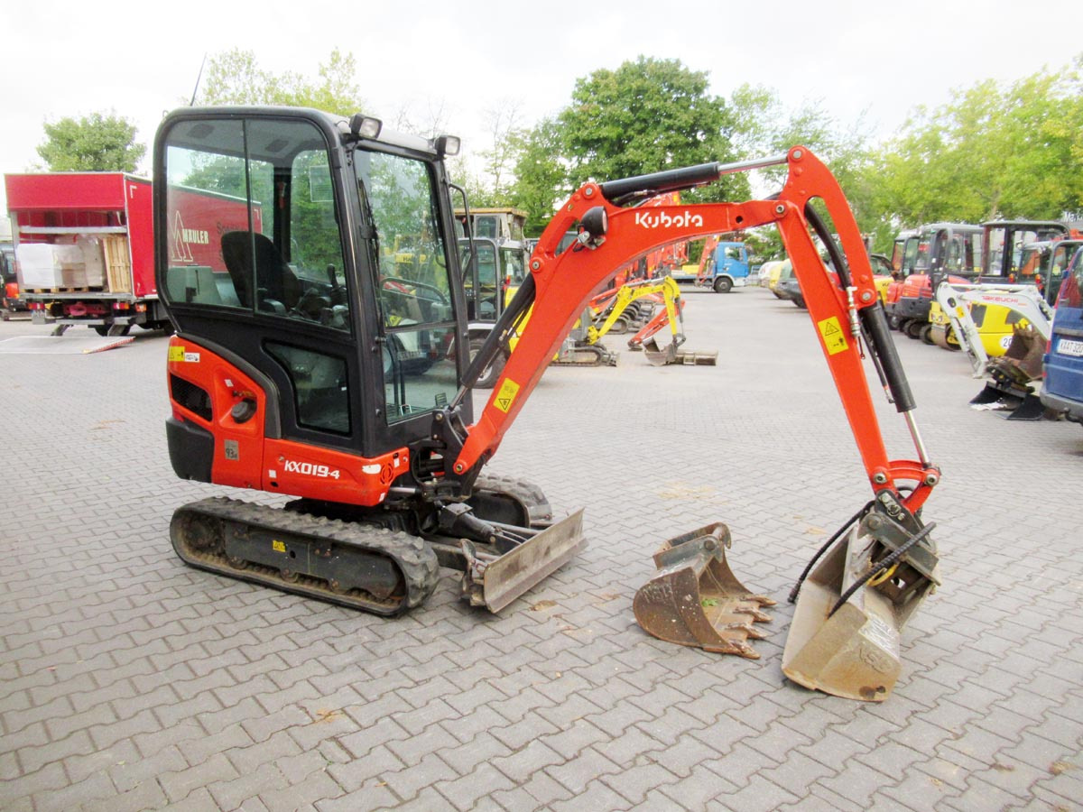 Kubota KX019-4 - Mini pelle: photos 2 Kubota KX019-4 - Mini pelle: photos 2