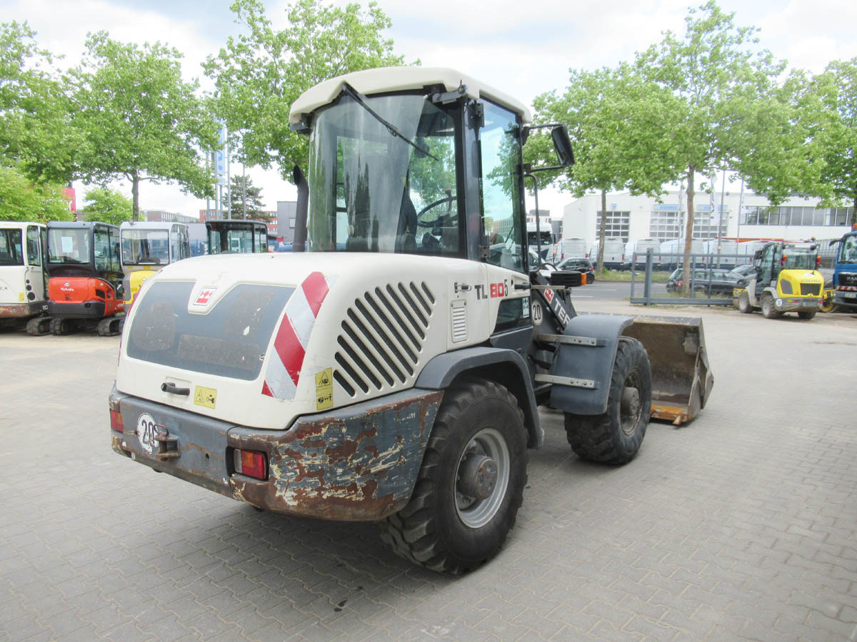 Terex TL80 - Chargeuse sur pneus: photos 2 Terex TL80 - Chargeuse sur pneus: photos 2