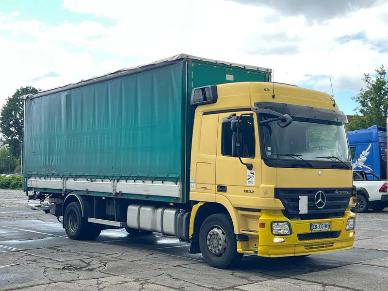 Mercedes-Benz Actros 1832 V6***3Pedal EPS***AIRCO-***Actros 1832*** - Camion fourgon: photos 1 Mercedes-Benz Actros 1832 V6***3Pedal EPS***AIRCO-***Actros 1832*** - Camion fourgon: photos 1