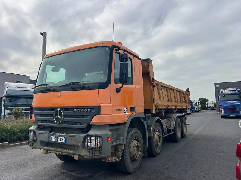 Mercedes-Benz Actros 3336 8x4 TIPPER**3 Pedals**Actros 3336** - Camion benne: photos 5 Mercedes-Benz Actros 3336 8x4 TIPPER**3 Pedals**Actros 3336** - Camion benne: photos 5