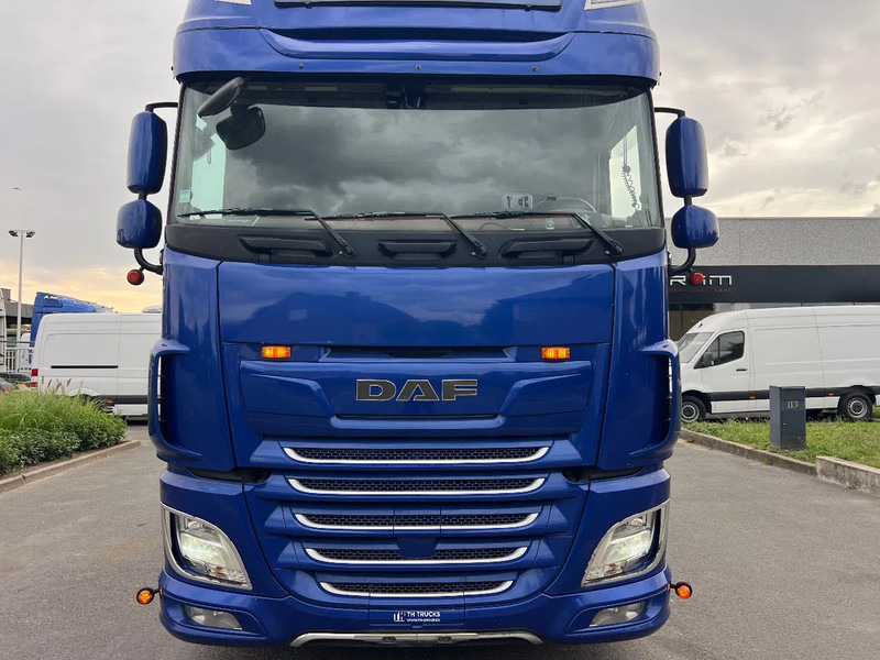 DAF XF 530 Retarder**ZF MANUEEL**Full Air**12/2019 - Tracteur routier: photos 2 DAF XF 530 Retarder**ZF MANUEEL**Full Air**12/2019 - Tracteur routier: photos 2