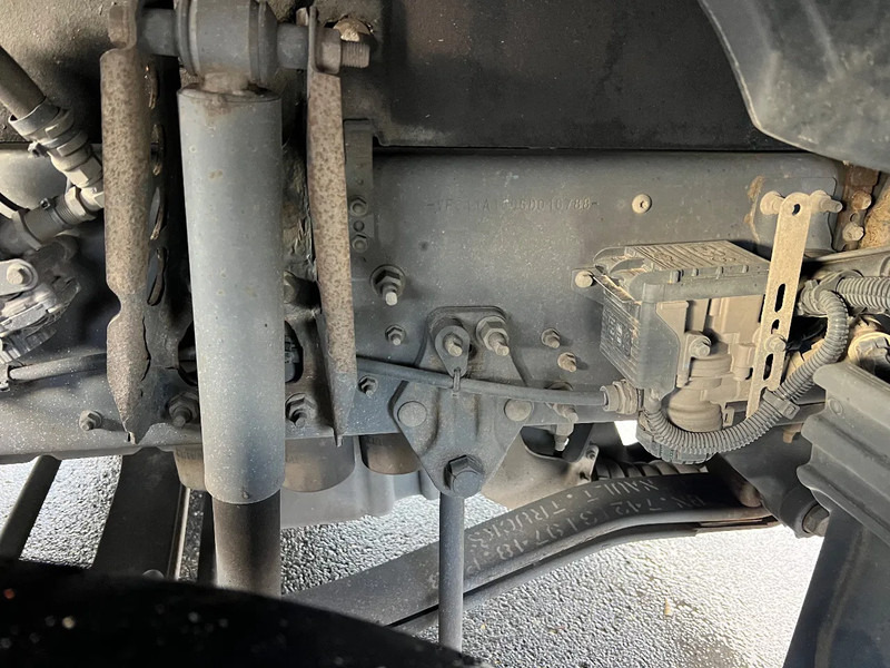 Renault T460 2016**Belgian truck**NW Tacho**T460 2016 - Tracteur routier: photos 5 Renault T460 2016**Belgian truck**NW Tacho**T460 2016 - Tracteur routier: photos 5