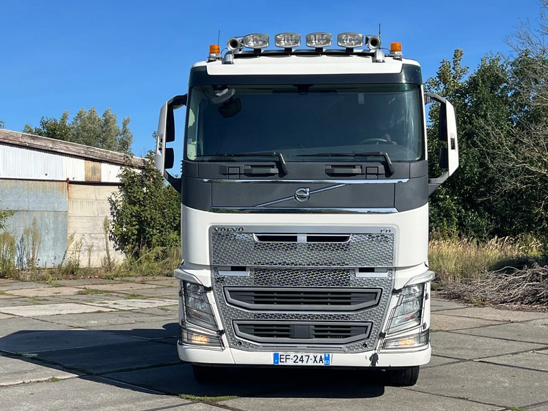 Volvo FH 500 VOITH RETARDER***FH500 PTO POMP*500.000km* - Tracteur routier: photos 1 Volvo FH 500 VOITH RETARDER***FH500 PTO POMP*500.000km* - Tracteur routier: photos 1