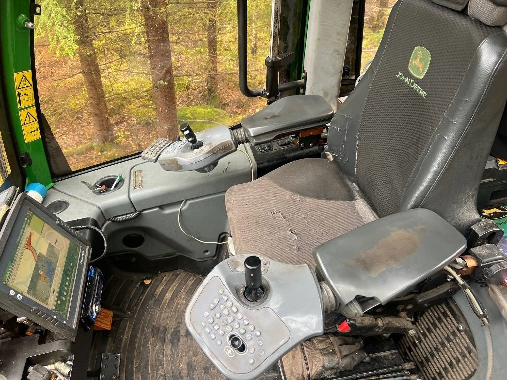 John Deere 1170 E - Abatteuse: photos 5 John Deere 1170 E - Abatteuse: photos 5