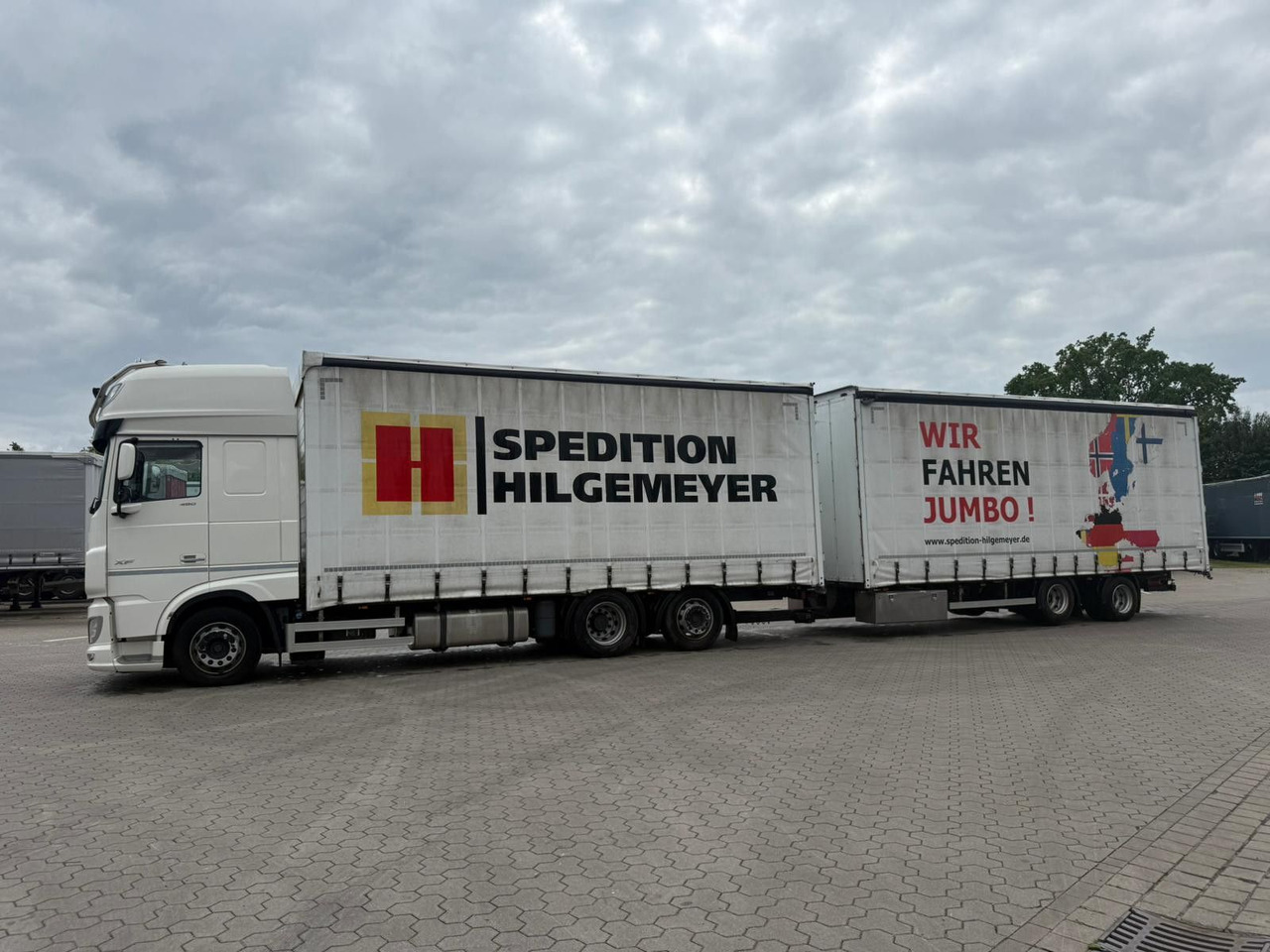 DAF XF 480 FAN LowDeck 6x2 Jumbo Inklusive Anhänger - Camion à rideaux coulissants: photos 5 DAF XF 480 FAN LowDeck 6x2 Jumbo Inklusive Anhänger - Camion à rideaux coulissants: photos 5