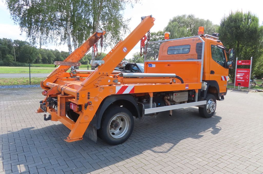 FUSO Canter 6 C 18 4x4 Kommunal Winterdienst - Camion multibenne: photos 4 FUSO Canter 6 C 18 4x4 Kommunal Winterdienst - Camion multibenne: photos 4