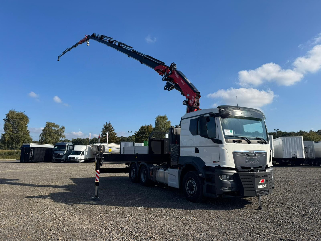 MAN 26.470 6x4-4 Hydrodrive Fassi Kran F545 Jib - Camion plateau, Camion grue: photos 3 MAN 26.470 6x4-4 Hydrodrive Fassi Kran F545 Jib - Camion plateau, Camion grue: photos 3