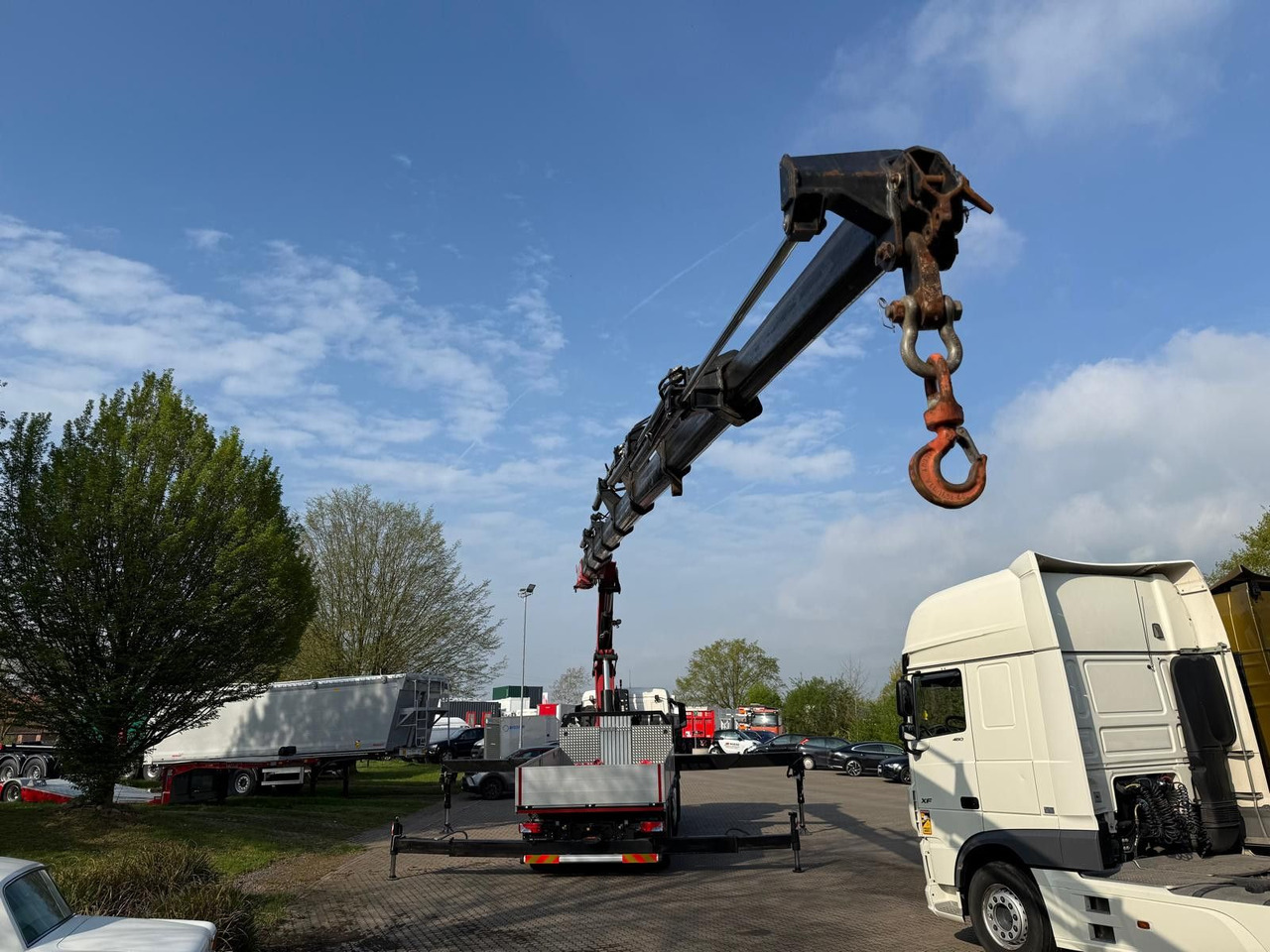 MAN 35.520 8x4 mit Kran Fassi F800 RA2.28 - Camion grue: photos 4 MAN 35.520 8x4 mit Kran Fassi F800 RA2.28 - Camion grue: photos 4