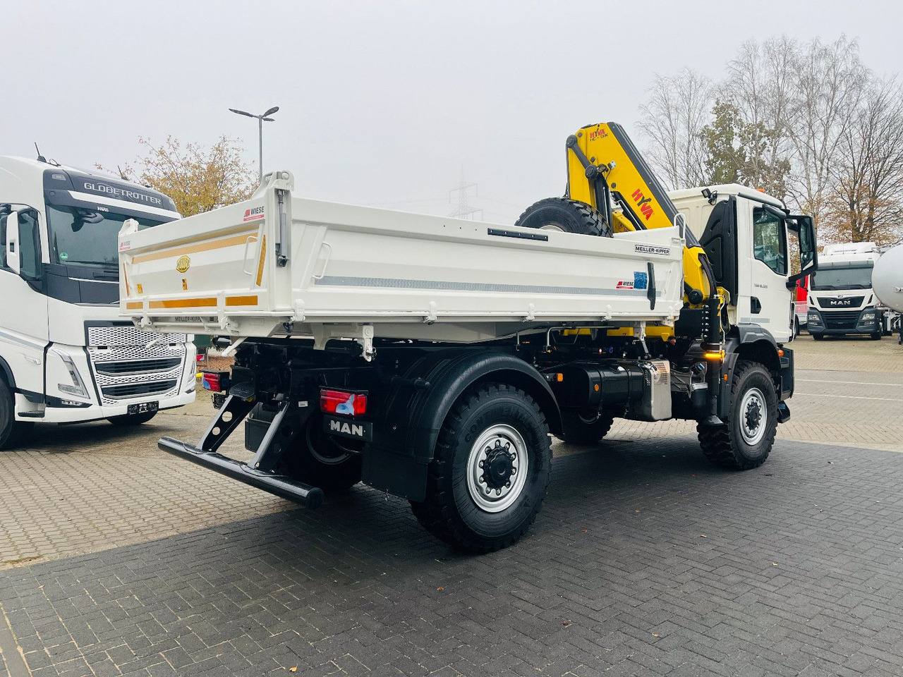 MAN TGM 18.320 4x4 BB Kipper Kran 131 Single Winter - Camion grue: photos 3 MAN TGM 18.320 4x4 BB Kipper Kran 131 Single Winter - Camion grue: photos 3