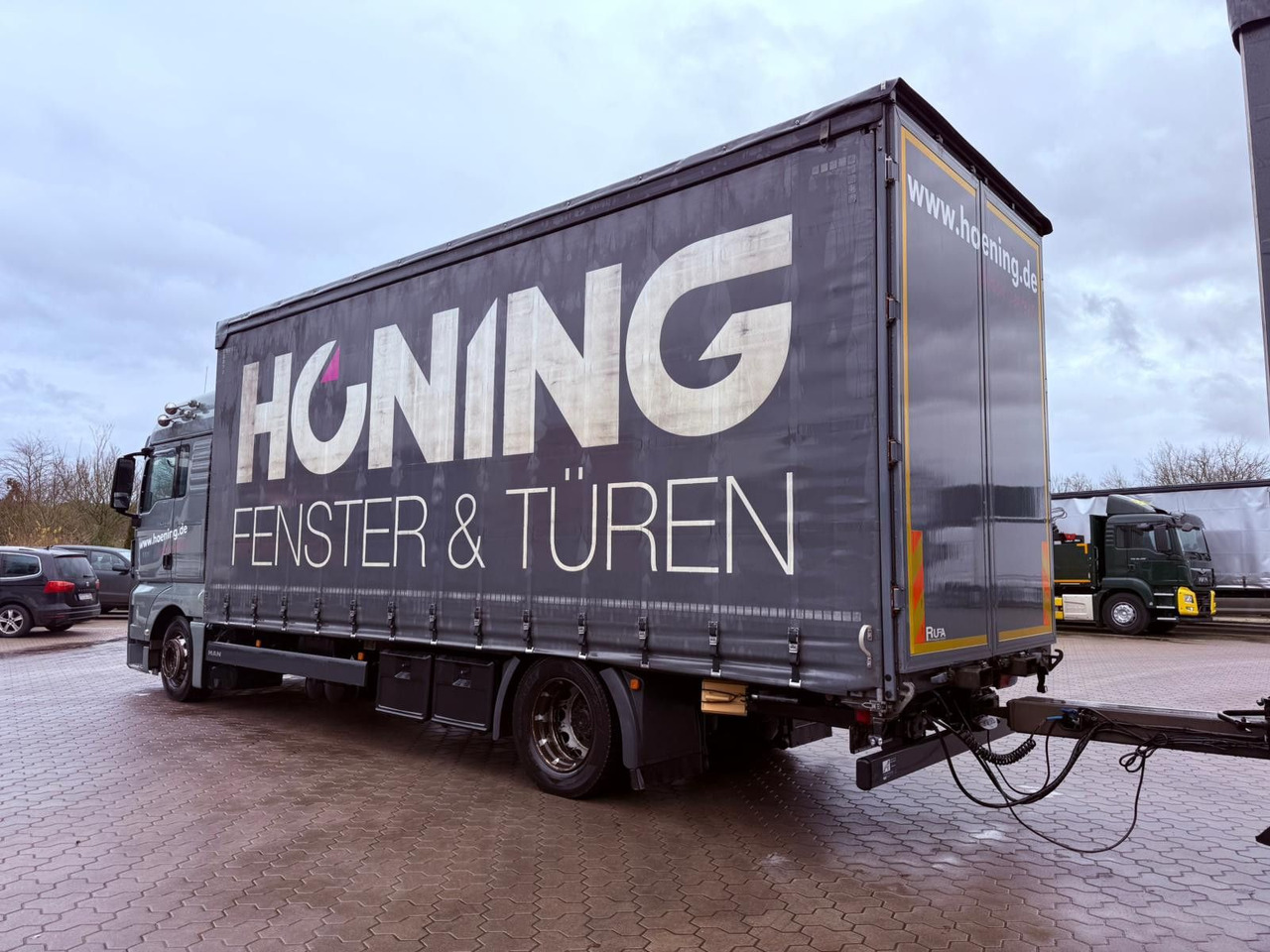 MAN TGX 18.440 LL Volumen LKW mit Staplerhalterung MAN TGX 18.440 LL Volumen LKW mit Staplerhalterung - Camion à rideaux coulissants: photos 3 MAN TGX 18.440 LL Volumen LKW mit Staplerhalterung MAN TGX 18.440 LL Volumen LKW mit Staplerhalterung - Camion à rideaux coulissants: photos 3