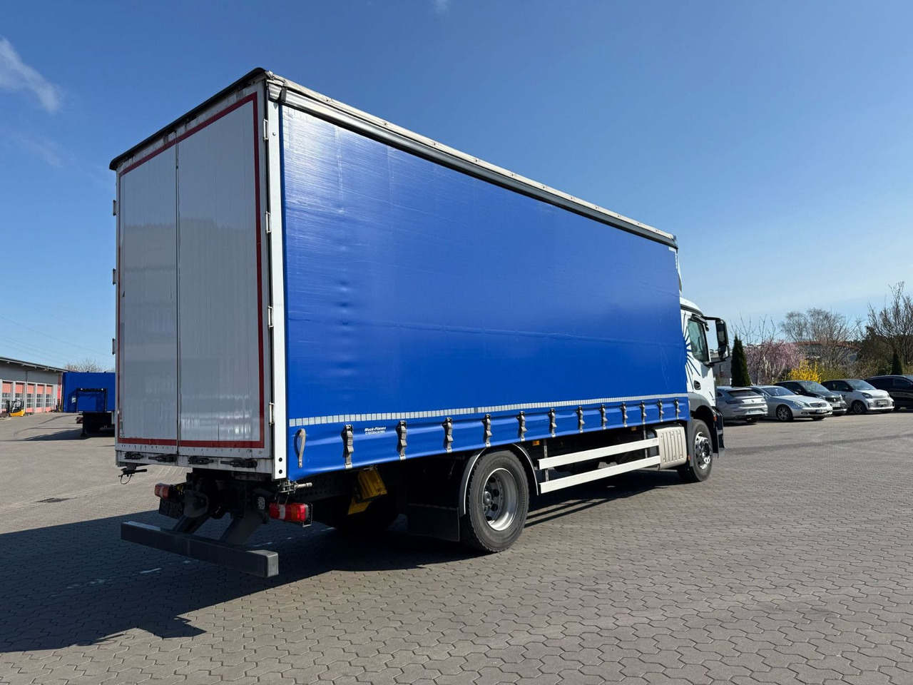 Mercedes-Benz Antos 1835 L - 4x2 Schiebeplane - Camion à rideaux coulissants: photos 4 Mercedes-Benz Antos 1835 L - 4x2 Schiebeplane - Camion à rideaux coulissants: photos 4