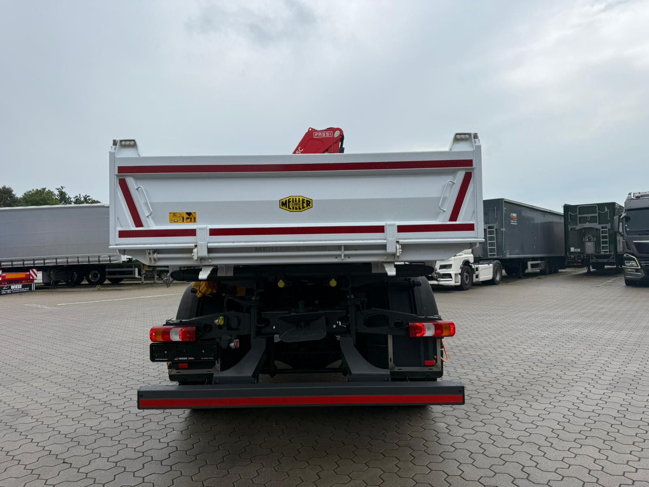 Mercedes-Benz Arocs 1835 4x2 Meiller Fassi F135 Kran Kipper - Camion benne, Camion grue: photos 5 Mercedes-Benz Arocs 1835 4x2 Meiller Fassi F135 Kran Kipper - Camion benne, Camion grue: photos 5
