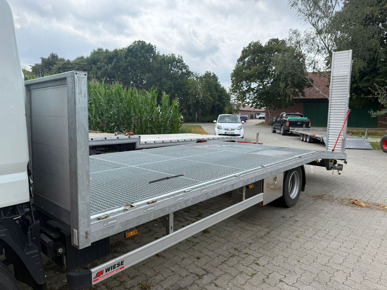 Mitsubishi Fuso Canter 7C18 Arbeitsbühnentransporter - Remorqueuse: photos 5 Mitsubishi Fuso Canter 7C18 Arbeitsbühnentransporter - Remorqueuse: photos 5