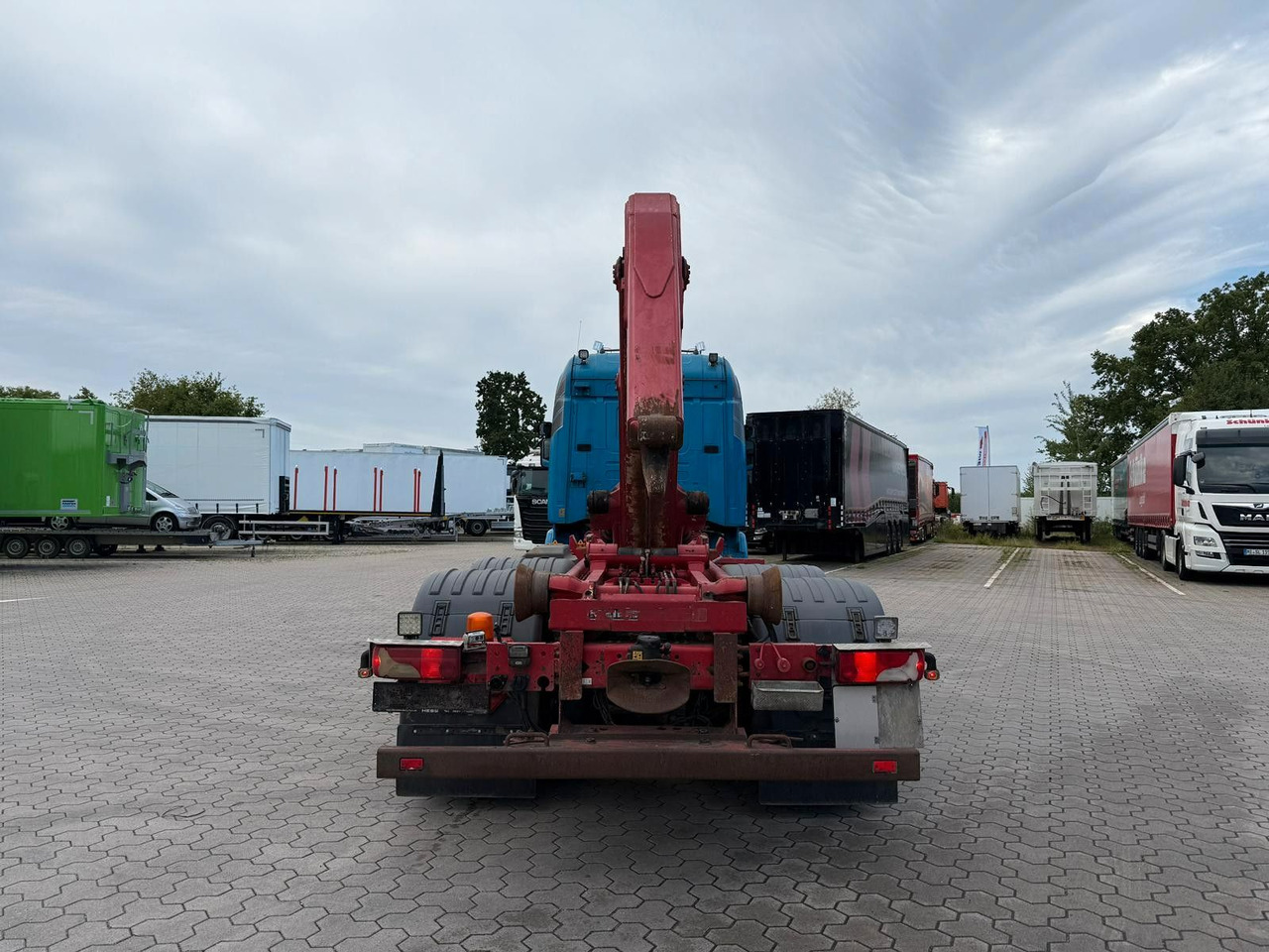 Scania G440 Abrollkipper/Hakenlift - Camion ampliroll: photos 5 Scania G440 Abrollkipper/Hakenlift - Camion ampliroll: photos 5