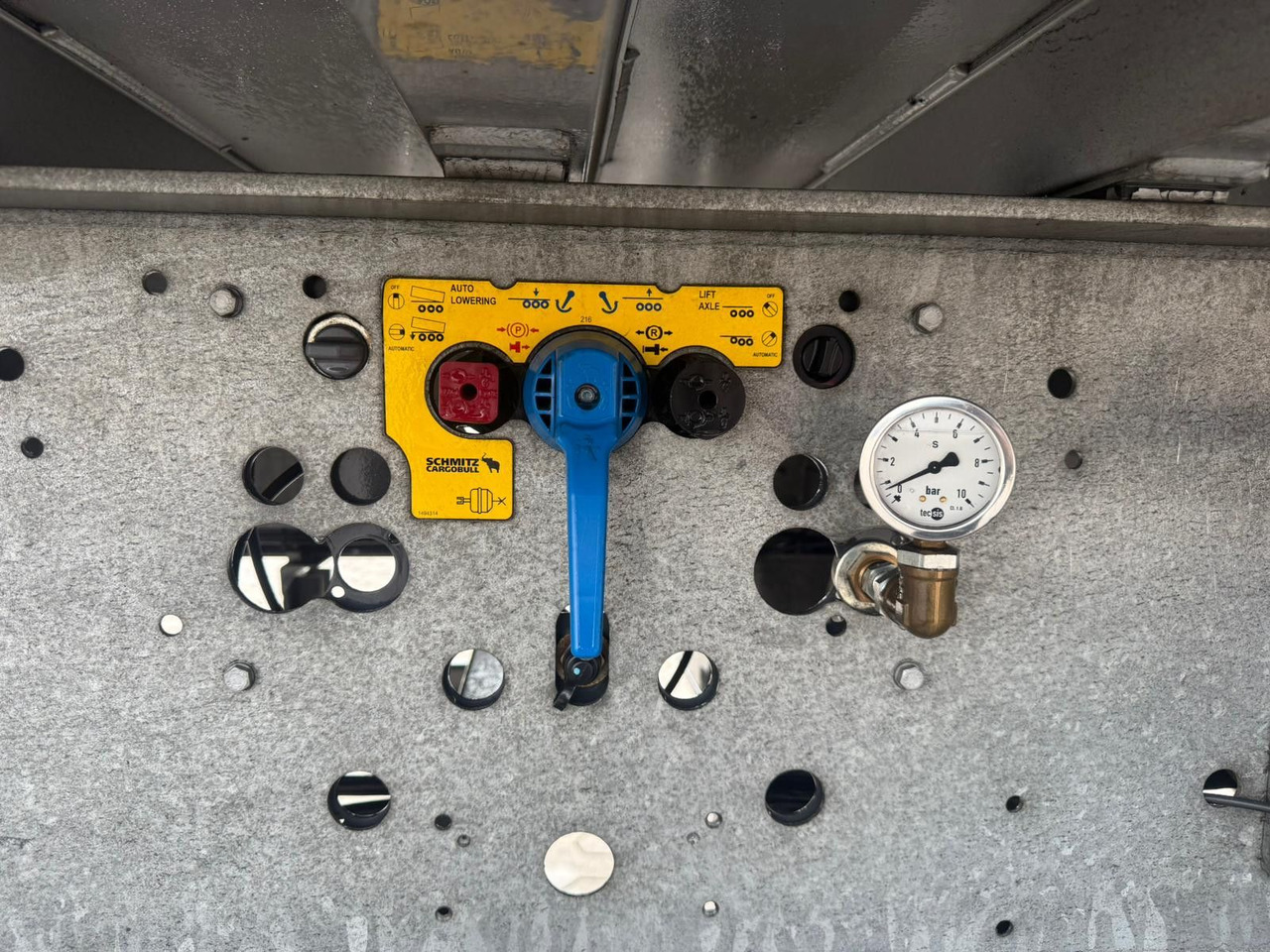 Semi-remorque benne Schmitz Cargobull SCB S3D Alu Kipper 60m³ Fast Neuwertig OKUSLIDE: photos 11 Semi-remorque benne Schmitz Cargobull SCB S3D Alu Kipper 60m³ Fast Neuwertig OKUSLIDE: photos 11