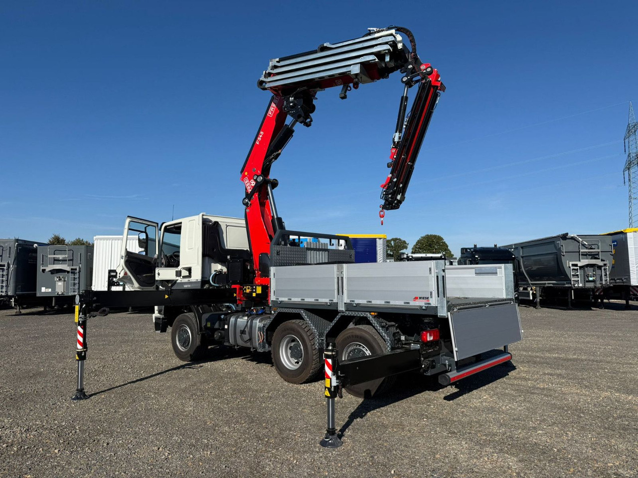 Tatra 6x6x6 Phoenix Kran Fassi F545 + Fly JIB - Tracteur routier: photos 1 Tatra 6x6x6 Phoenix Kran Fassi F545 + Fly JIB - Tracteur routier: photos 1