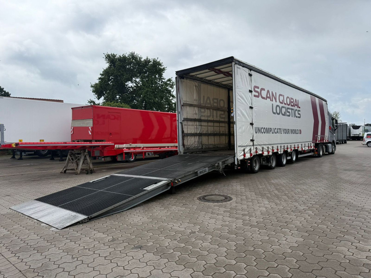 Wiese 4-Achs Mega Gabelstaplertransporter Rampe - Semi-remorque surbaissé: photos 5 Wiese 4-Achs Mega Gabelstaplertransporter Rampe - Semi-remorque surbaissé: photos 5