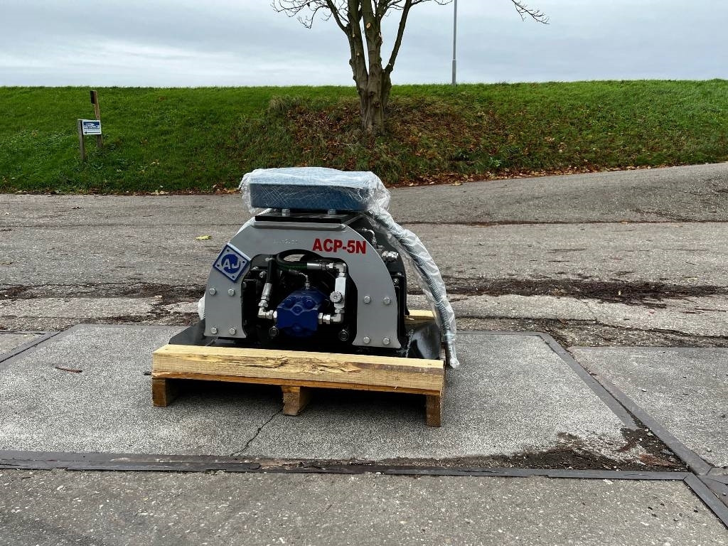 AJCE ACP5N - Plaque vibrante: photos 2 AJCE ACP5N - Plaque vibrante: photos 2