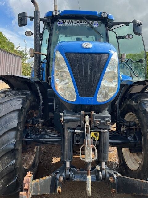 New Holland T7.220 - Tracteur agricole: photos 1 New Holland T7.220 - Tracteur agricole: photos 1