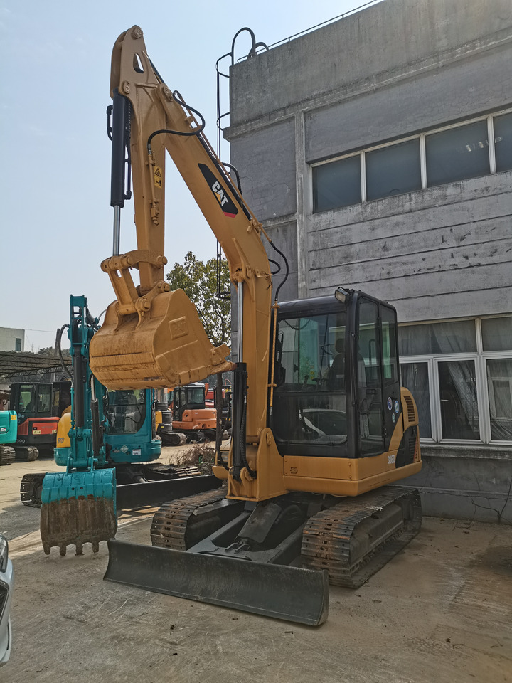 CATERPILLAR 306D - Pelle sur chenille: photos 5 CATERPILLAR 306D - Pelle sur chenille: photos 5