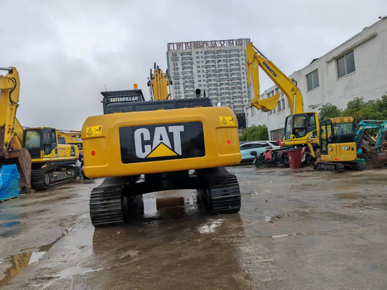 CATERPILLAR 325D - Pelle sur chenille: photos 3 CATERPILLAR 325D - Pelle sur chenille: photos 3