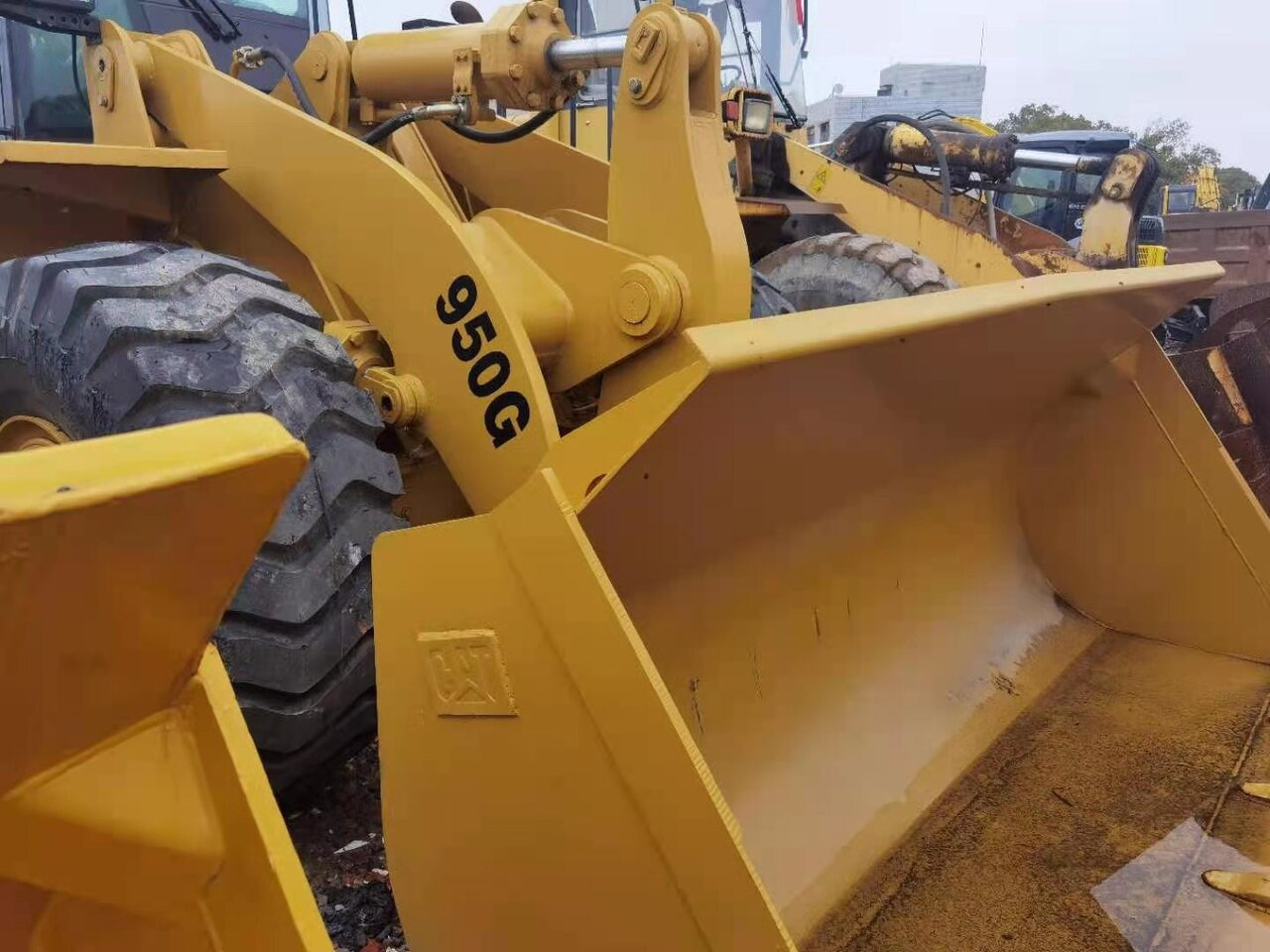 CATERPILLAR 950G - Chargeuse sur pneus: photos 5 CATERPILLAR 950G - Chargeuse sur pneus: photos 5