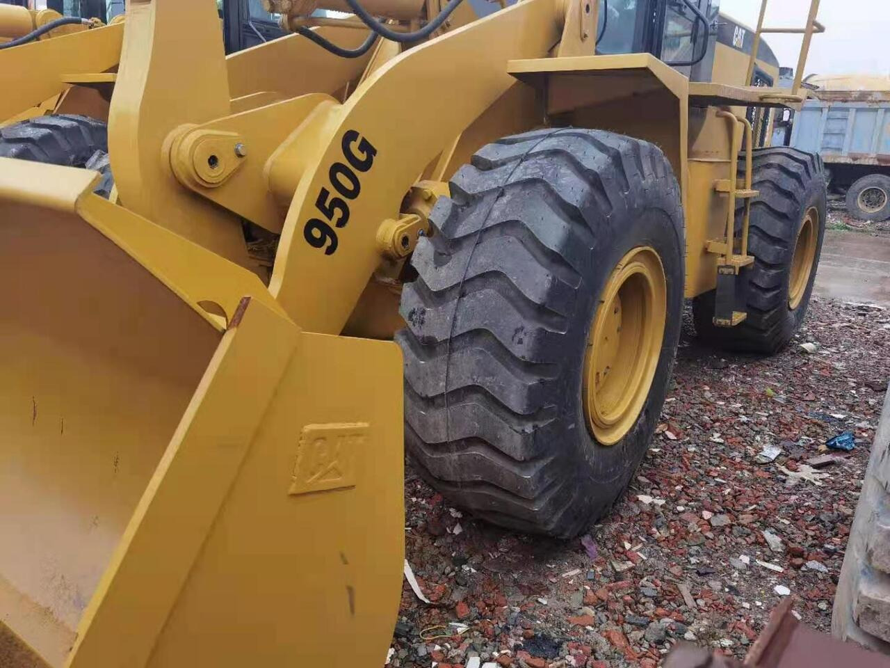 CATERPILLAR 950G - Chargeuse sur pneus: photos 4 CATERPILLAR 950G - Chargeuse sur pneus: photos 4