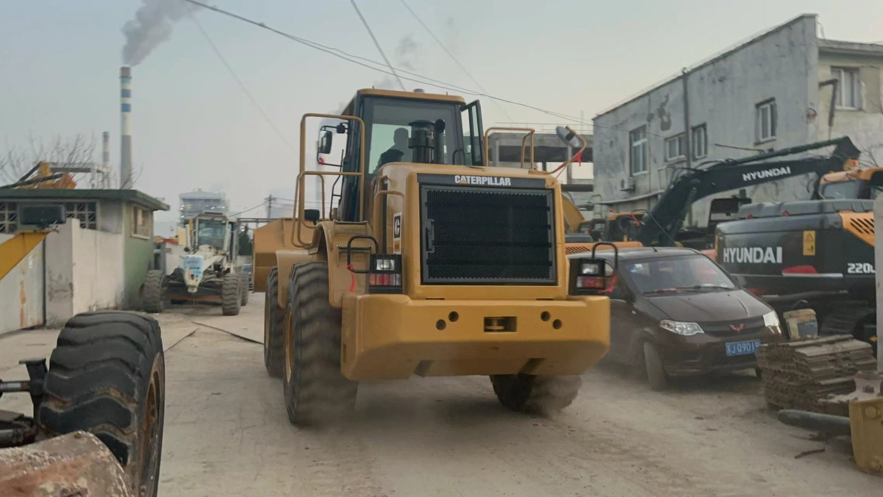 Pelle sur pneus CATERPILLAR 966H: photos 6