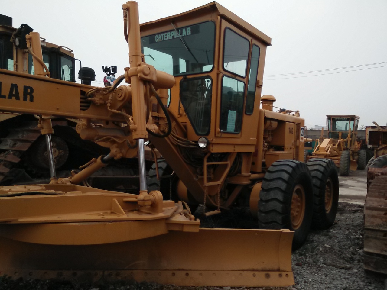 CATERPILLAR CAT-14G-Grader - Niveleuse: photos 5 CATERPILLAR CAT-14G-Grader - Niveleuse: photos 5