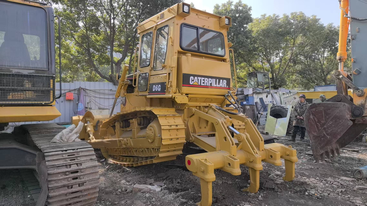 CATERPILLAR D6G - Bulldozer: photos 5 CATERPILLAR D6G - Bulldozer: photos 5