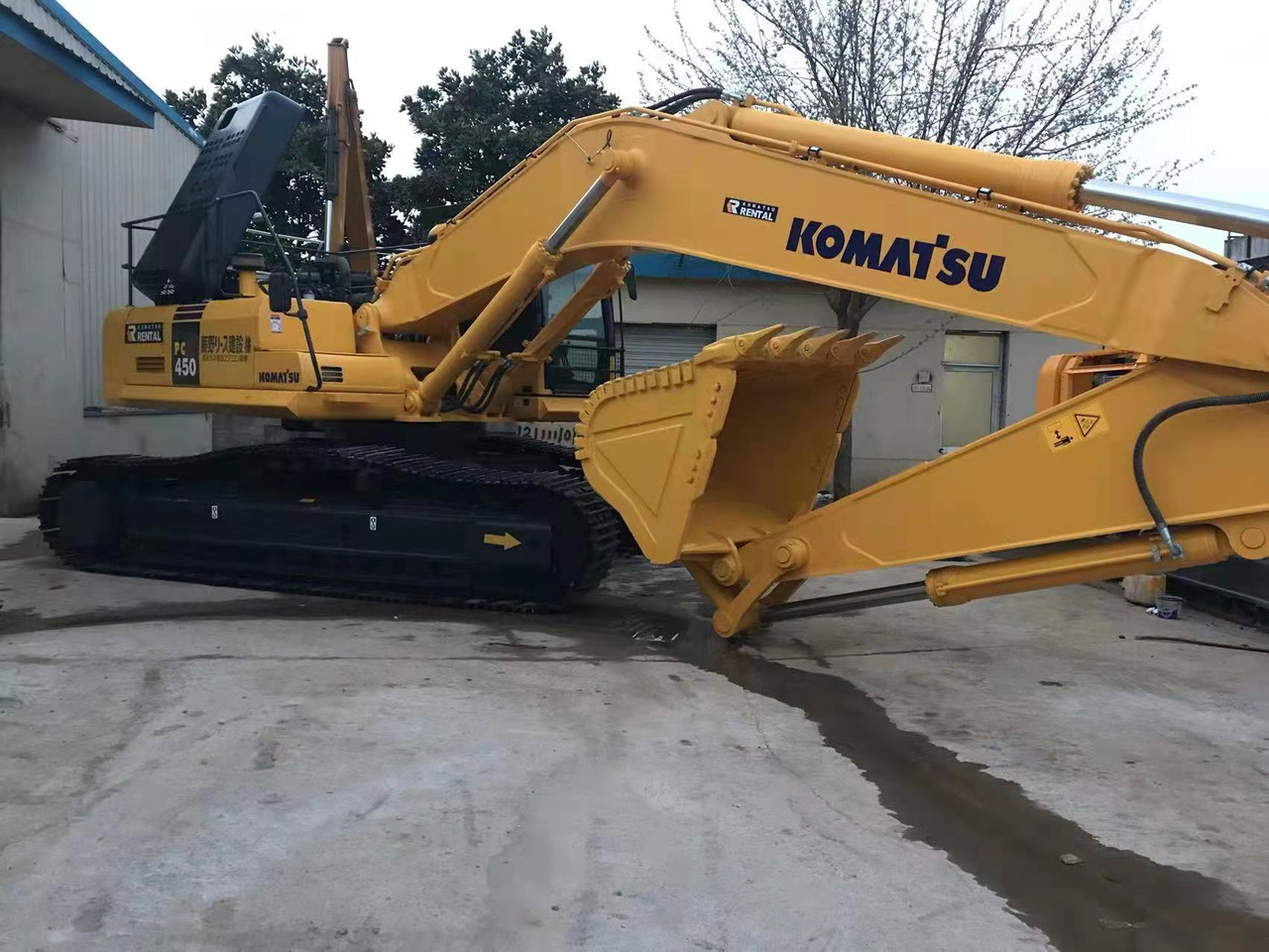 KOMATSU PC450-7-excavator - Pelle sur chenille: photos 1 KOMATSU PC450-7-excavator - Pelle sur chenille: photos 1