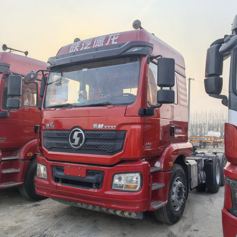 Shacman M3000 6x4 - Tracteur routier: photos 2 Shacman M3000 6x4 - Tracteur routier: photos 2
