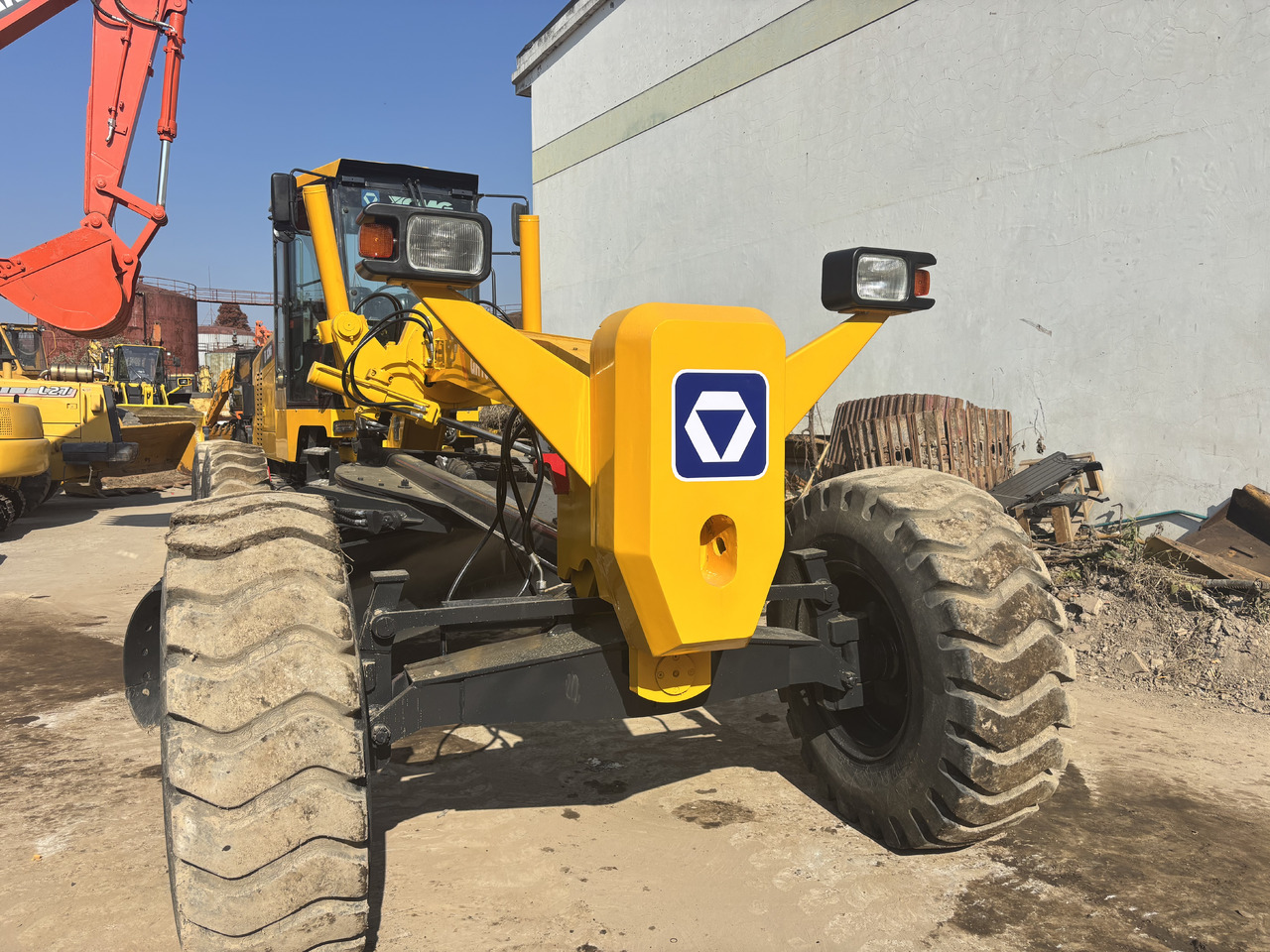 XCMG GR180 - Niveleuse: photos 2 XCMG GR180 - Niveleuse: photos 2