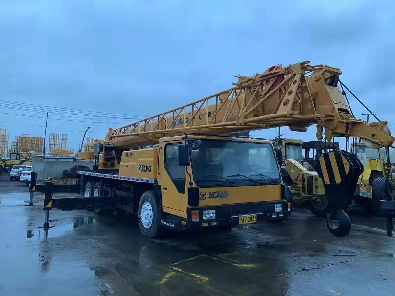 XCMG QY25K - Grue: photos 2 XCMG QY25K - Grue: photos 2