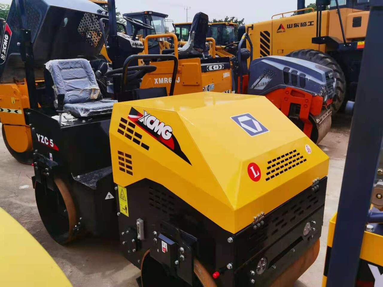 XCMG XCMG-YZC5 -roller - Compacteur: photos 2 XCMG XCMG-YZC5 -roller - Compacteur: photos 2
