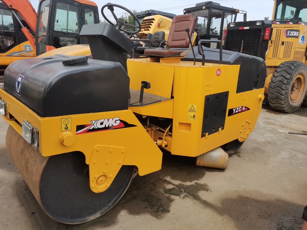 XCMG YZC4 - Compacteur: photos 4 XCMG YZC4 - Compacteur: photos 4