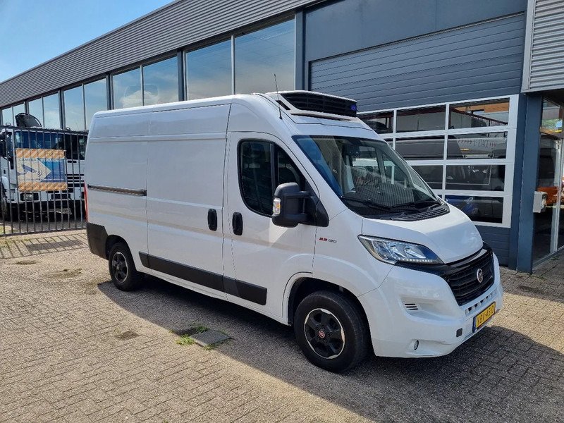 Fiat Ducato 2.3D L2H2 Koelwagen/ Carrier Xarios 300/ Standby 230V - Véhicule utilitaire frigorifique: photos 1 Fiat Ducato 2.3D L2H2 Koelwagen/ Carrier Xarios 300/ Standby 230V - Véhicule utilitaire frigorifique: photos 1