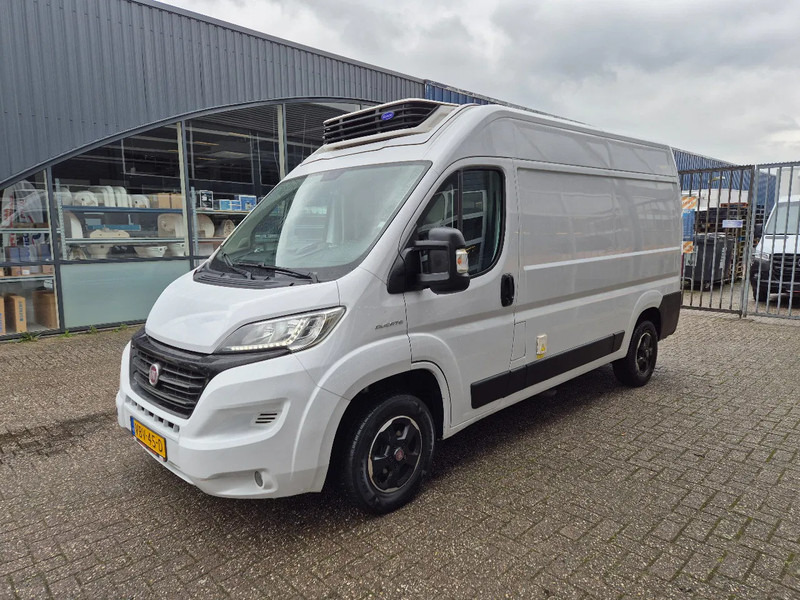 Fiat Ducato 2.3D L2H2 Koelwagen/ Carrier Xarios 300/ Standby 230V - Véhicule utilitaire frigorifique: photos 4 Fiat Ducato 2.3D L2H2 Koelwagen/ Carrier Xarios 300/ Standby 230V - Véhicule utilitaire frigorifique: photos 4