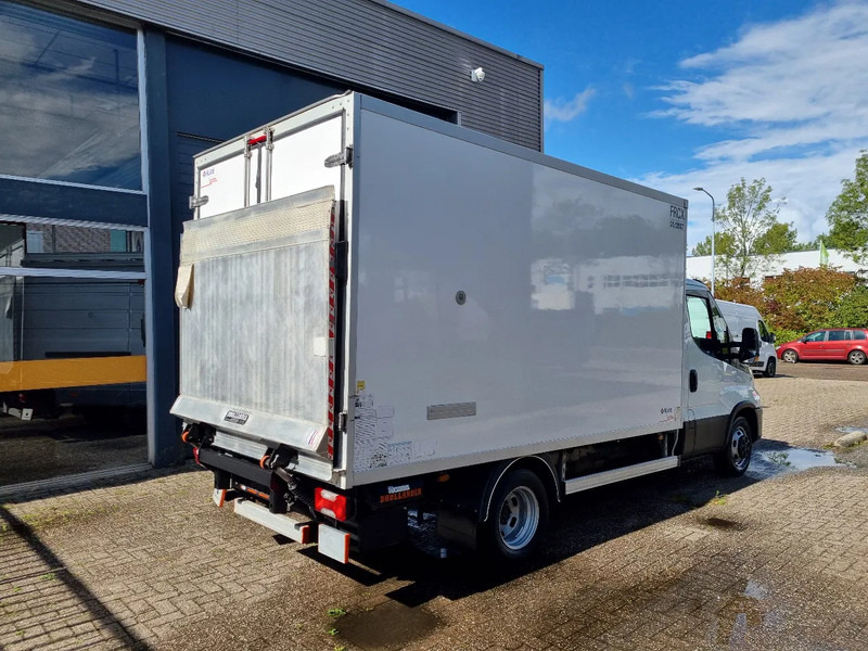 Iveco Daily 35C16 3.0D Koelkoffer LBW Xarios 350 st 230V Euro 6 - Véhicule utilitaire frigorifique: photos 2 Iveco Daily 35C16 3.0D Koelkoffer LBW Xarios 350 st 230V Euro 6 - Véhicule utilitaire frigorifique: photos 2