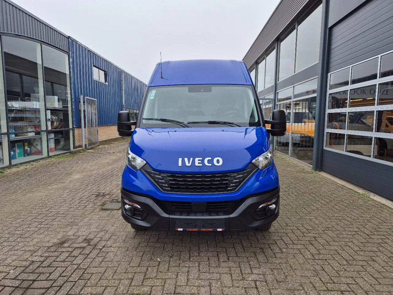 Iveco Daily 40C18 3.0 D L4H2 Euro 6 GVW 3500 KG - Fourgon utilitaire: photos 3 Iveco Daily 40C18 3.0 D L4H2 Euro 6 GVW 3500 KG - Fourgon utilitaire: photos 3