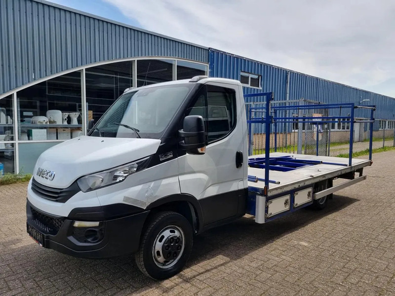 Iveco Daily 50C18 Plateau/ Airco/ PTO/ E6 - Fourgon plateau: photos 4 Iveco Daily 50C18 Plateau/ Airco/ PTO/ E6 - Fourgon plateau: photos 4