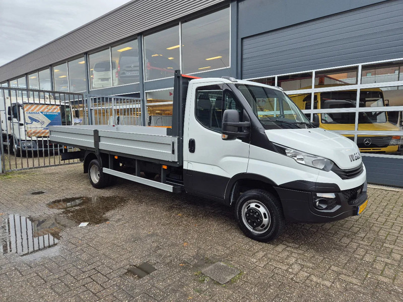 Iveco Daily 50C18 Pritsche 3.0D Euro 6 Hi-Matic GVW 3500 kg - Fourgon plateau: photos 1 Iveco Daily 50C18 Pritsche 3.0D Euro 6 Hi-Matic GVW 3500 kg - Fourgon plateau: photos 1