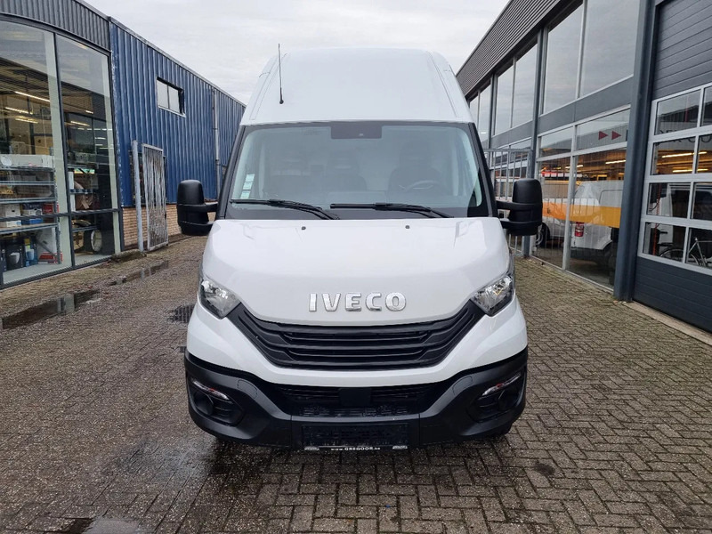 Iveco Daily 70C18 3.0D L4H3 Hi-Matic Euro 6 GVW 7000 kg (2) - Fourgon utilitaire: photos 3 Iveco Daily 70C18 3.0D L4H3 Hi-Matic Euro 6 GVW 7000 kg (2) - Fourgon utilitaire: photos 3